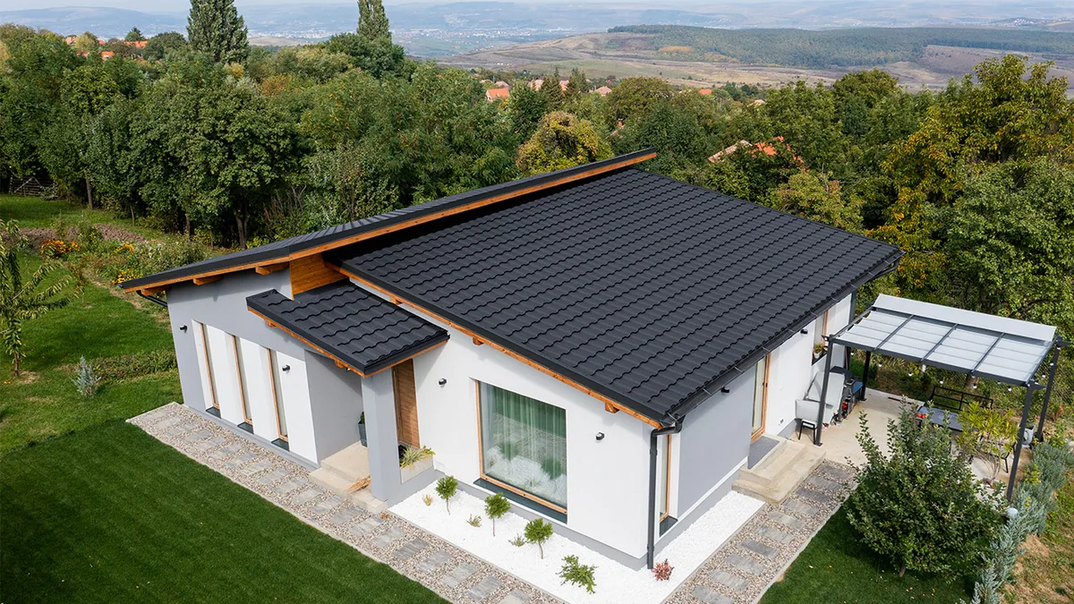 Acoperiș cu țiglă metalică Bilka Țiglă metalică Adriatic
