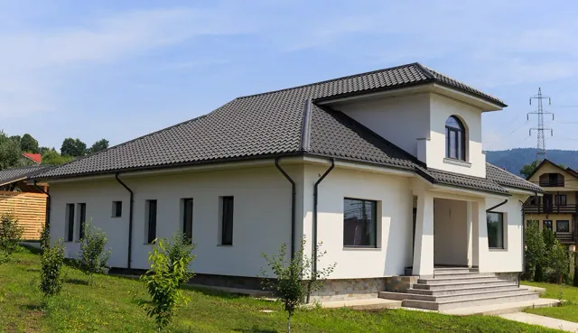 Acoperiș cu țiglă metalică Bilka Țiglă metalică Romanic